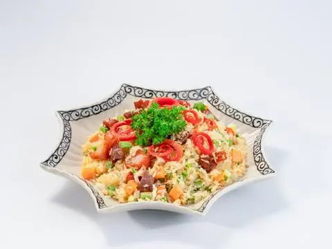 Hình ảnh Cơm chiên dương châu bò