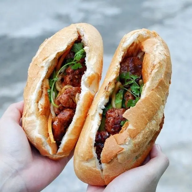 Hình ảnh bánh mì thịt nướng