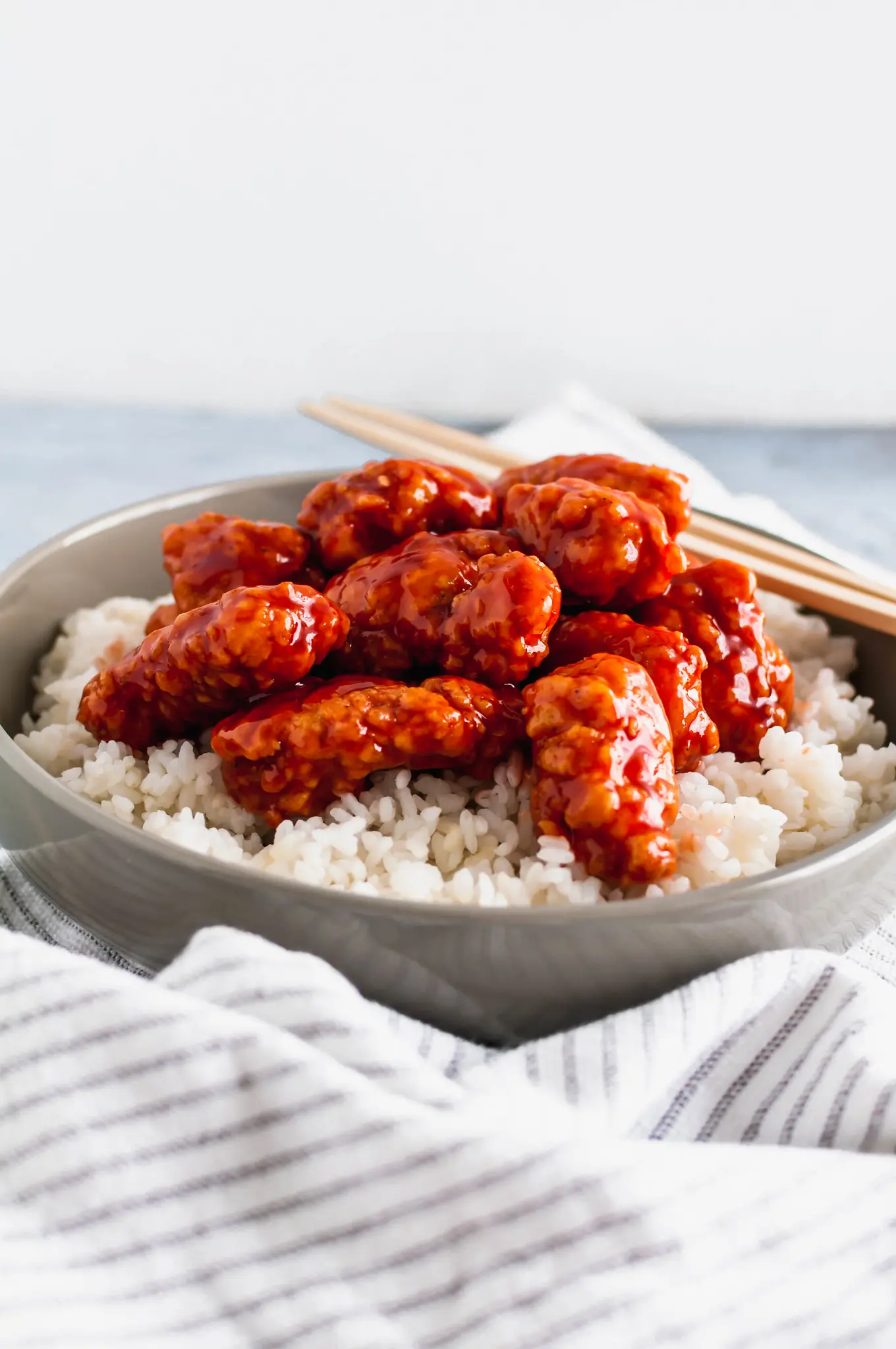Hình ảnh Cơm gà popcorn sốt + 1 nước ngọt