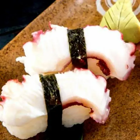 Hình ảnh Sushi Bạch Tuộc