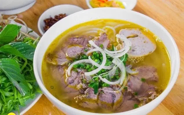 Hình ảnh Bún Bò Tái Chả