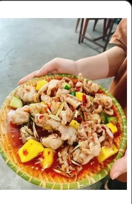Hình ảnh Chân gà sốt thái - lớn