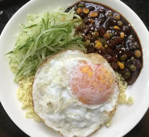 Hình ảnh Mì Tương Đen Jajangmyeon