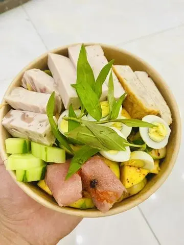 Hình ảnh Tré tai heo siêu to khổng lồ (3-4 người ăn)