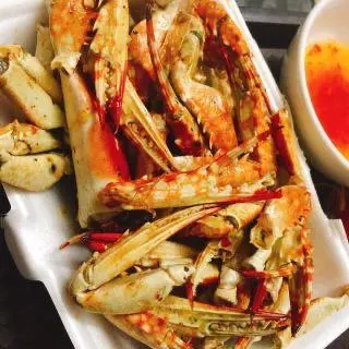 Hình ảnh Càng ghẹ cháy tỏi