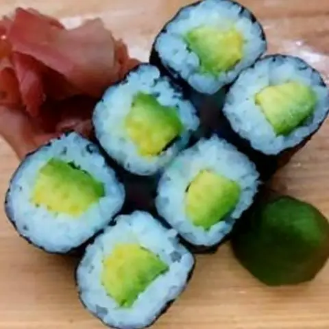 Hình ảnh Maki bơ trái