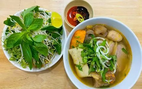 Hình ảnh Bún bò Huế
