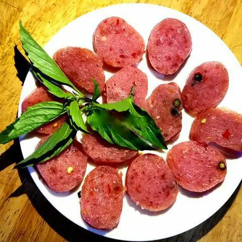 Hình ảnh Nem chua thêm