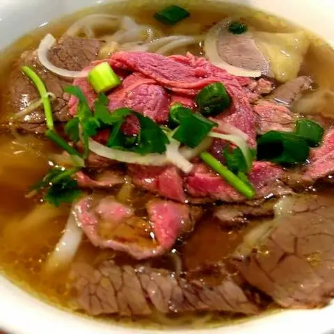 Hình ảnh Phở bò tái