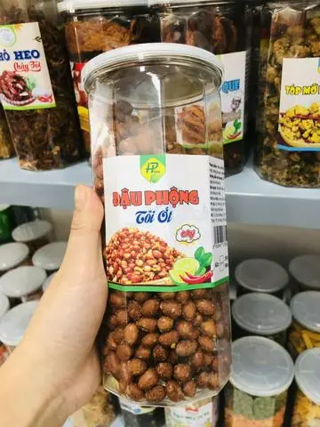 Hình ảnh Đậu Phộng Rang Tỏi Ớt Hũ 500gram