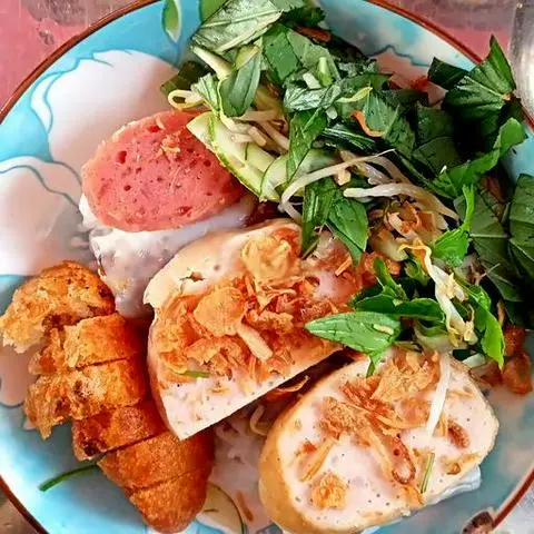 Hình ảnh Bánh cuốn đầy đủ