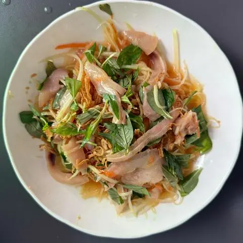 Hình ảnh Gỏi Đu Đủ lổ tay heo phần lớn 