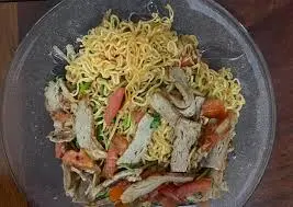 Hình ảnh mì trộn chả cá