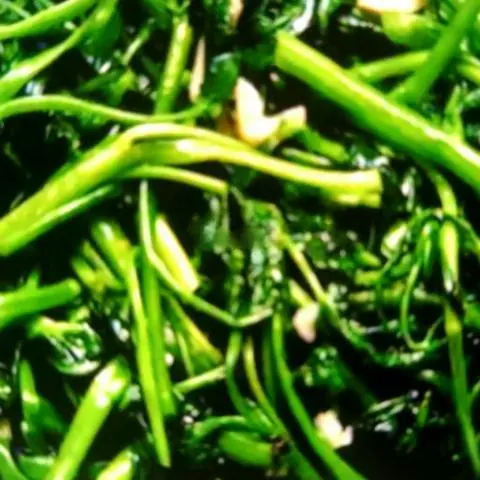 Hình ảnh Rau muống xào tỏi me