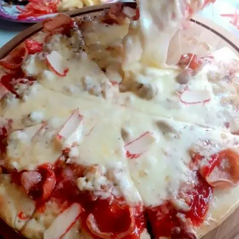 Hình ảnh Pizza gà - thanh cua (18)