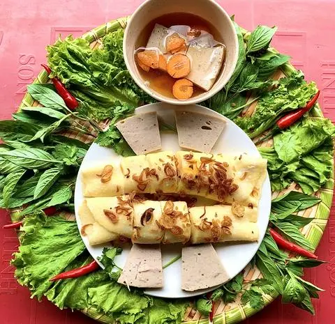 Hình ảnh Bánh Ướt Trứng Chả