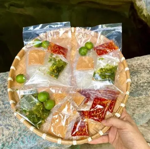 Hình ảnh Bánh Tráng Mỡ Hành (tự trộn)