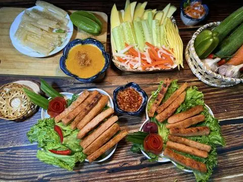 Hình ảnh Phần 5 người