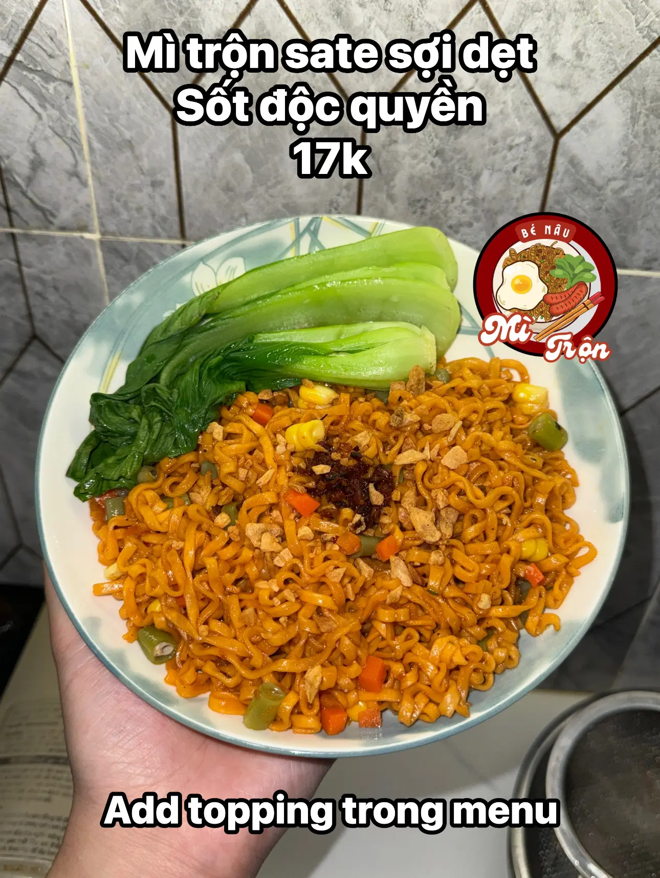 Hình ảnh Mì trộn sợi dẹt sốt độc quyền