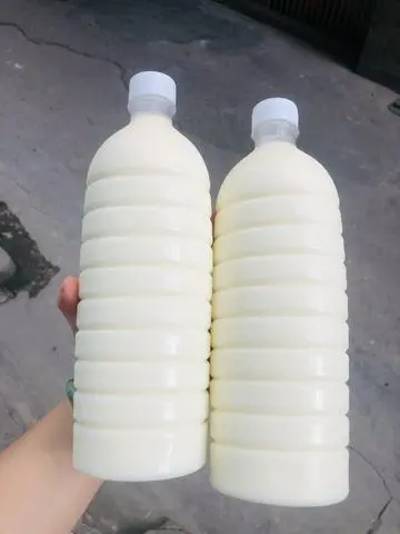 Hình ảnh sữa bò tươi nguyên chất 1lit