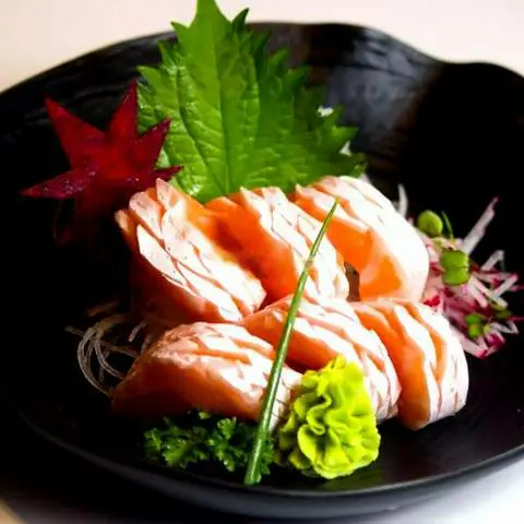 Hình ảnh Sashimi cá hồi (bụng)