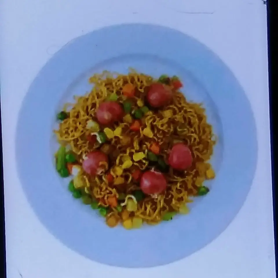 Hình ảnh Mì trộn bò+trứng