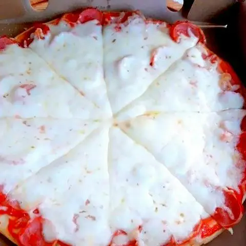 Hình ảnh Pizza xúc xích (18)
