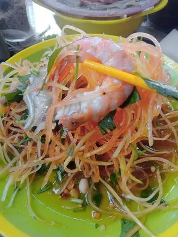 Hình ảnh Gỏi đu đủ tôm tai heo