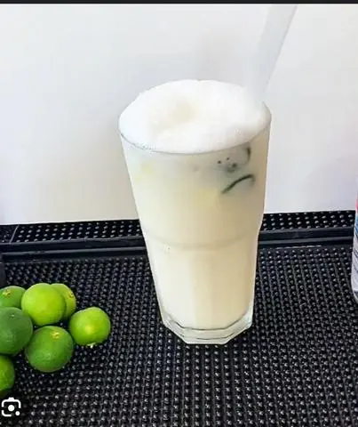 Hình ảnh sữa tươi lắc quất