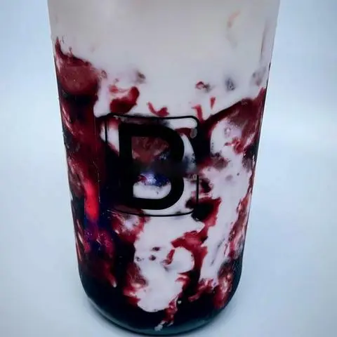 Hình ảnh Latte việt quất