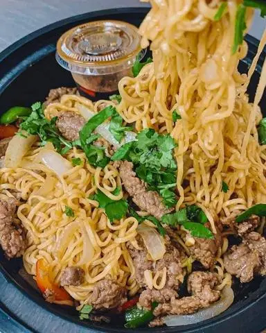 Hình ảnh Mì Trộn Thịt Bò(Tóp Mỡ)