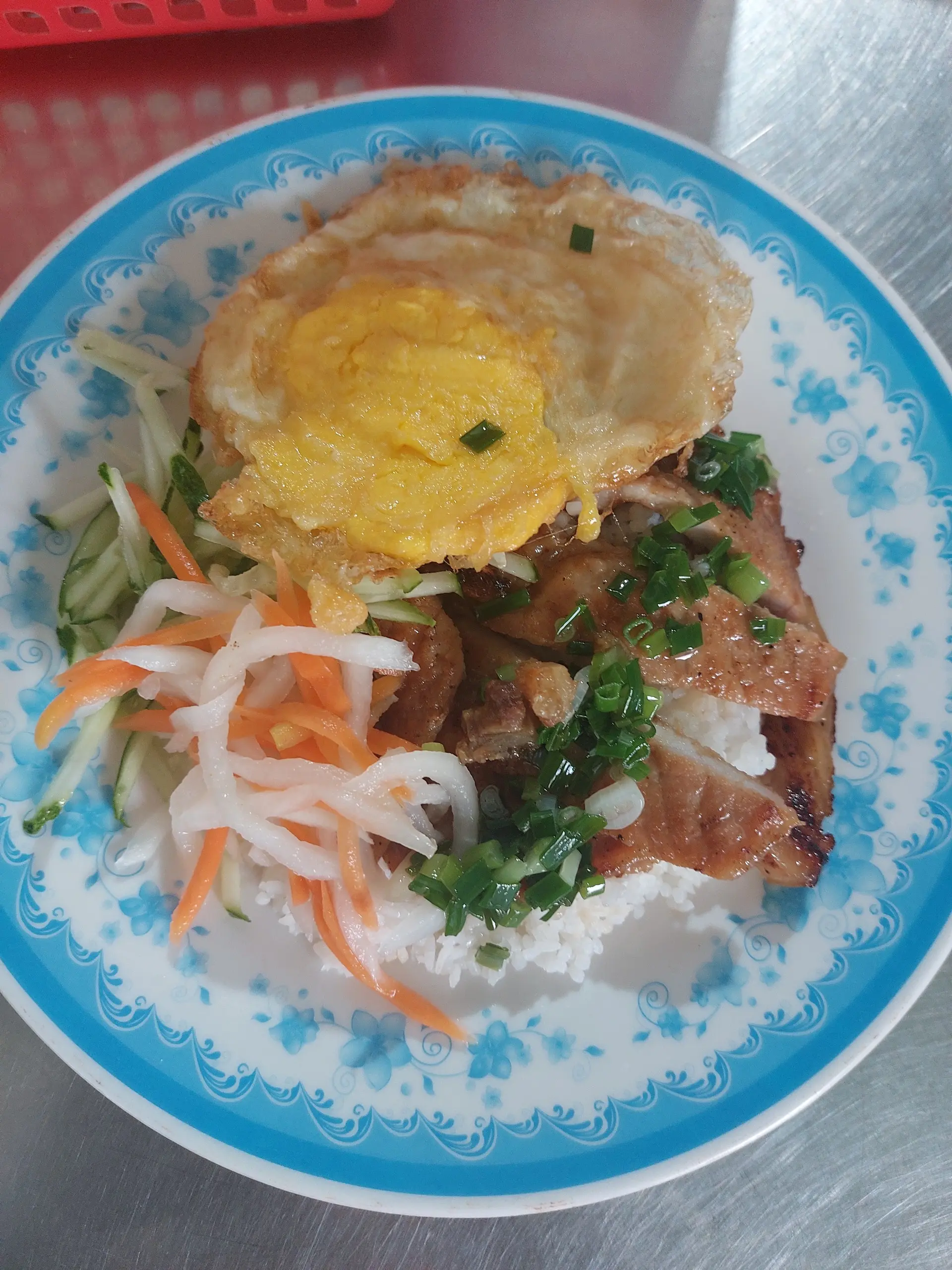 Hình ảnh Cơm Sườn -Ốp la