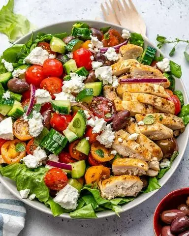 Hình ảnh Greek Chicken Salad