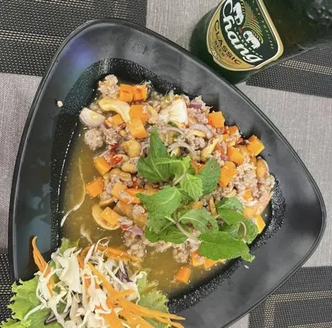 Hình ảnh Gỏi thịt heo bằm