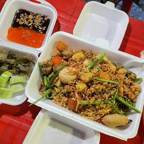 Hình ảnh Mì Xào Cá Viên Thập Cẩm