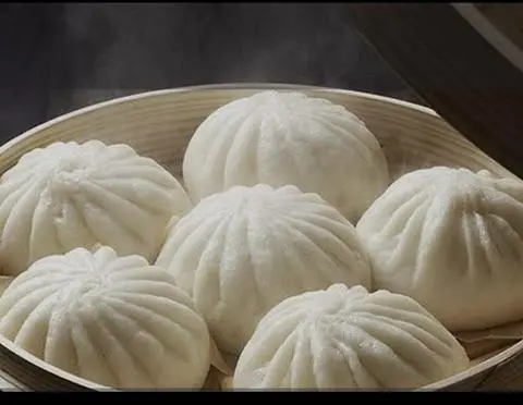 Hình ảnh Bánh bao nhân thịt -  trứng cút