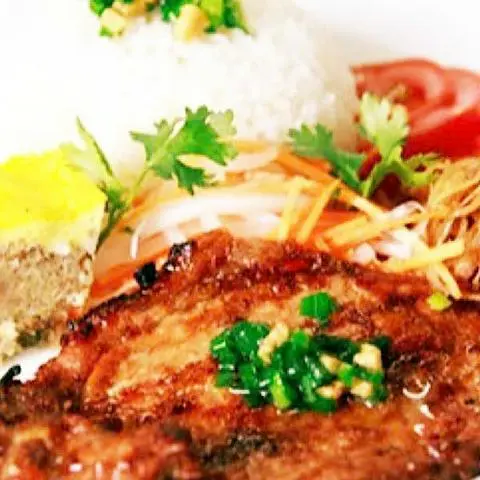 Hình ảnh cơm tấm sườn bì 