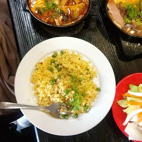 Hình ảnh Cơm chảo xíu mại - ốp la - pate - sốt
