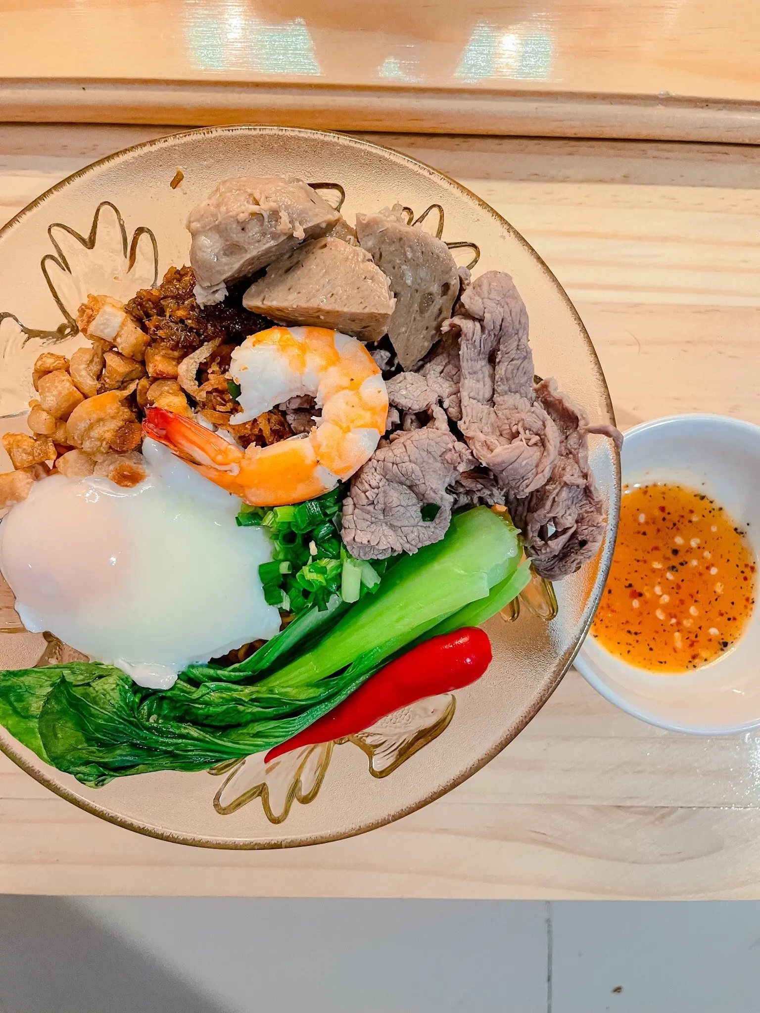 Hình ảnh MÌ TRỘN TRỨNG LÒNG ĐÀO BÒ VIÊN