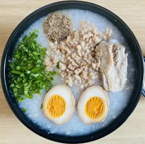 Hình ảnh Cháo sườn trứng ngâm tương