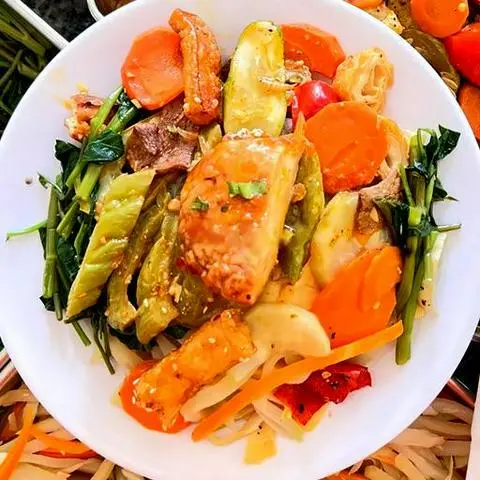 Hình ảnh Cơm chay chả cá 1/2 miếng