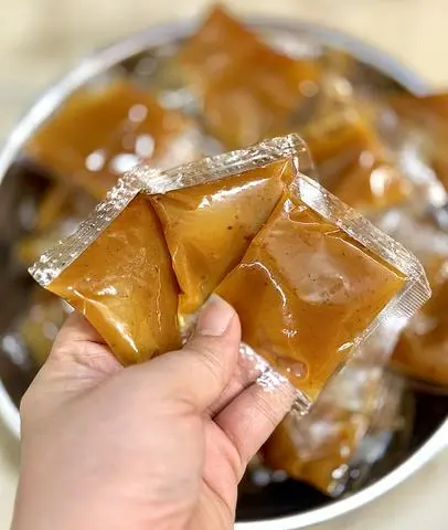 Hình ảnh SỐT MUỐI BÉO GÓI MINI TIỆN LỢI 10-12Gr
