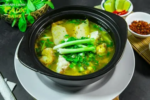 Hình ảnh Bánh canh cá lóc tô thường