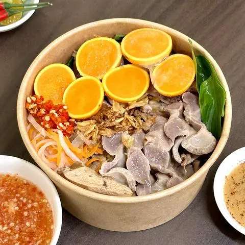 Hình ảnh Bánh ướt lòng gà trứng non