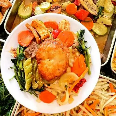 Hình ảnh Cơm chay chả chén nguyên miếng