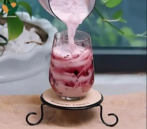Hình ảnh Yaourt Việt Quât