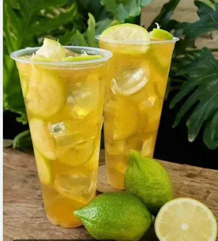 Hình ảnh trái chanh giã tay ly khổng lồ 