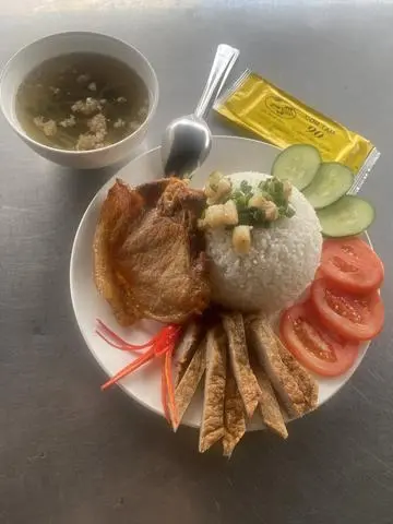 Hình ảnh Cơm Tấm Sườn- Chả Cá