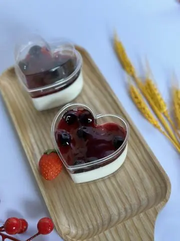 Hình ảnh Pannacotta (hũ trái tim)