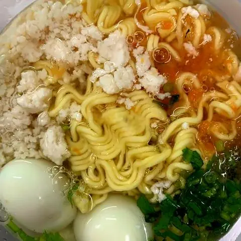 Hình ảnh Mì gói thịt bằm